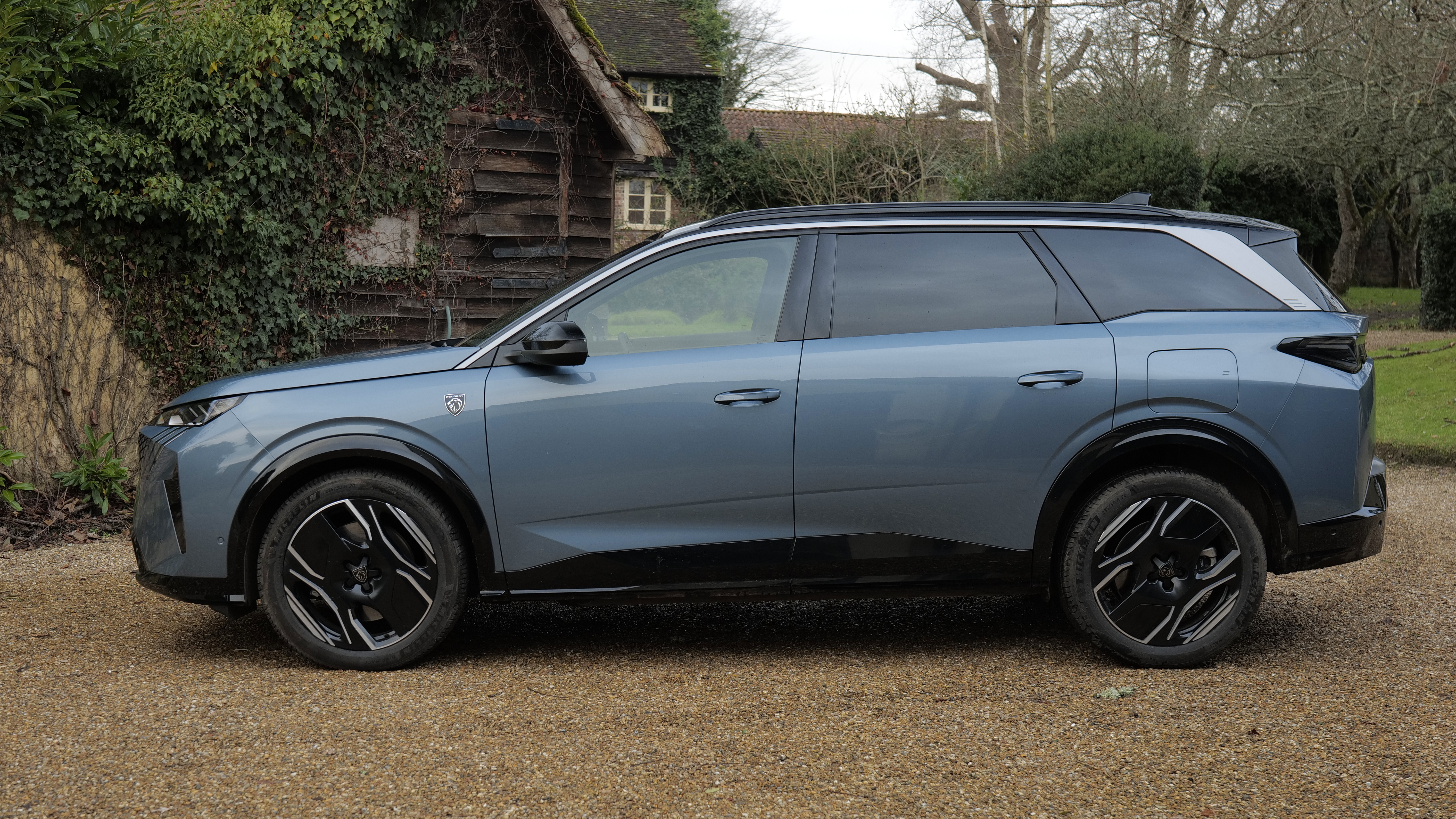 PEUGEOT E-5008 ELECTRIC ESTATE 157kW Allure Premium 73kWh 5dr Auto